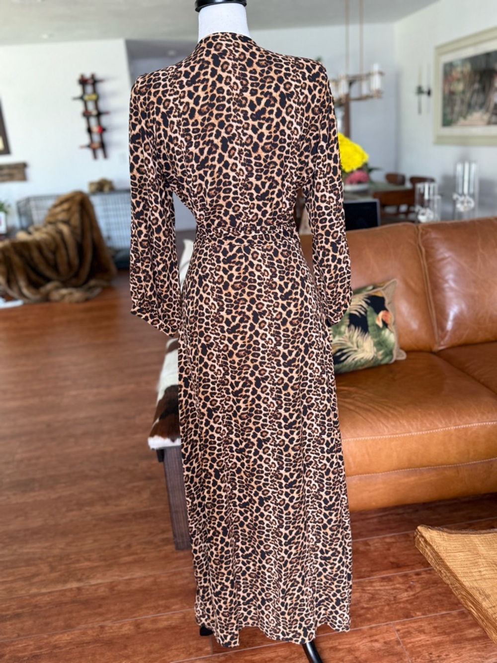 Leopard 🐆 Heart Of Haute Leopard Print Wrap Maxi Dress - Picture 4 of 16